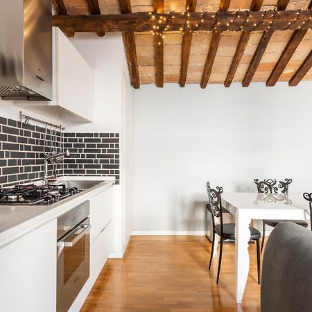 Pavone Centre Romantic Apartment Εξωτερικό φωτογραφία