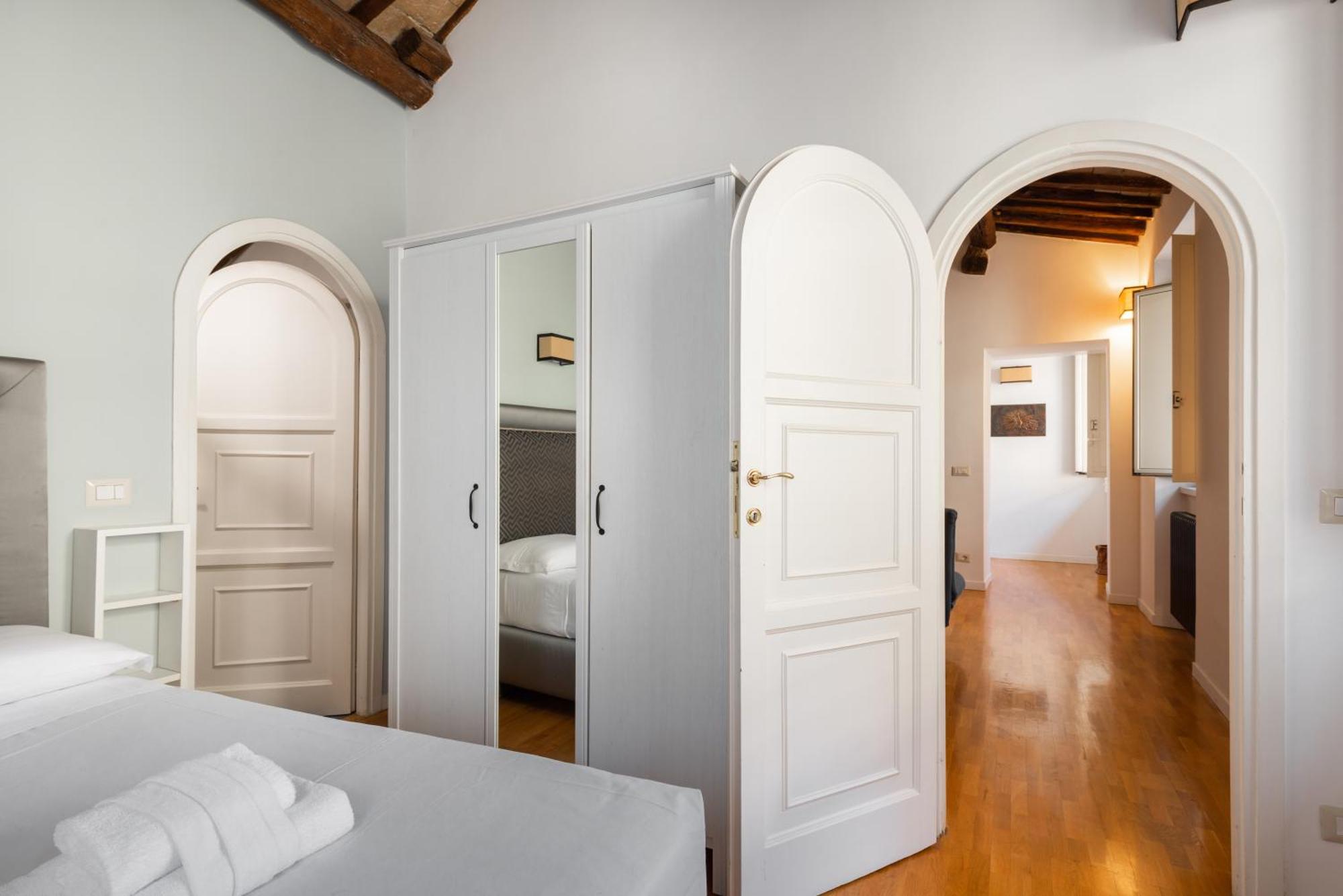 Pavone Centre Romantic Apartment Εξωτερικό φωτογραφία
