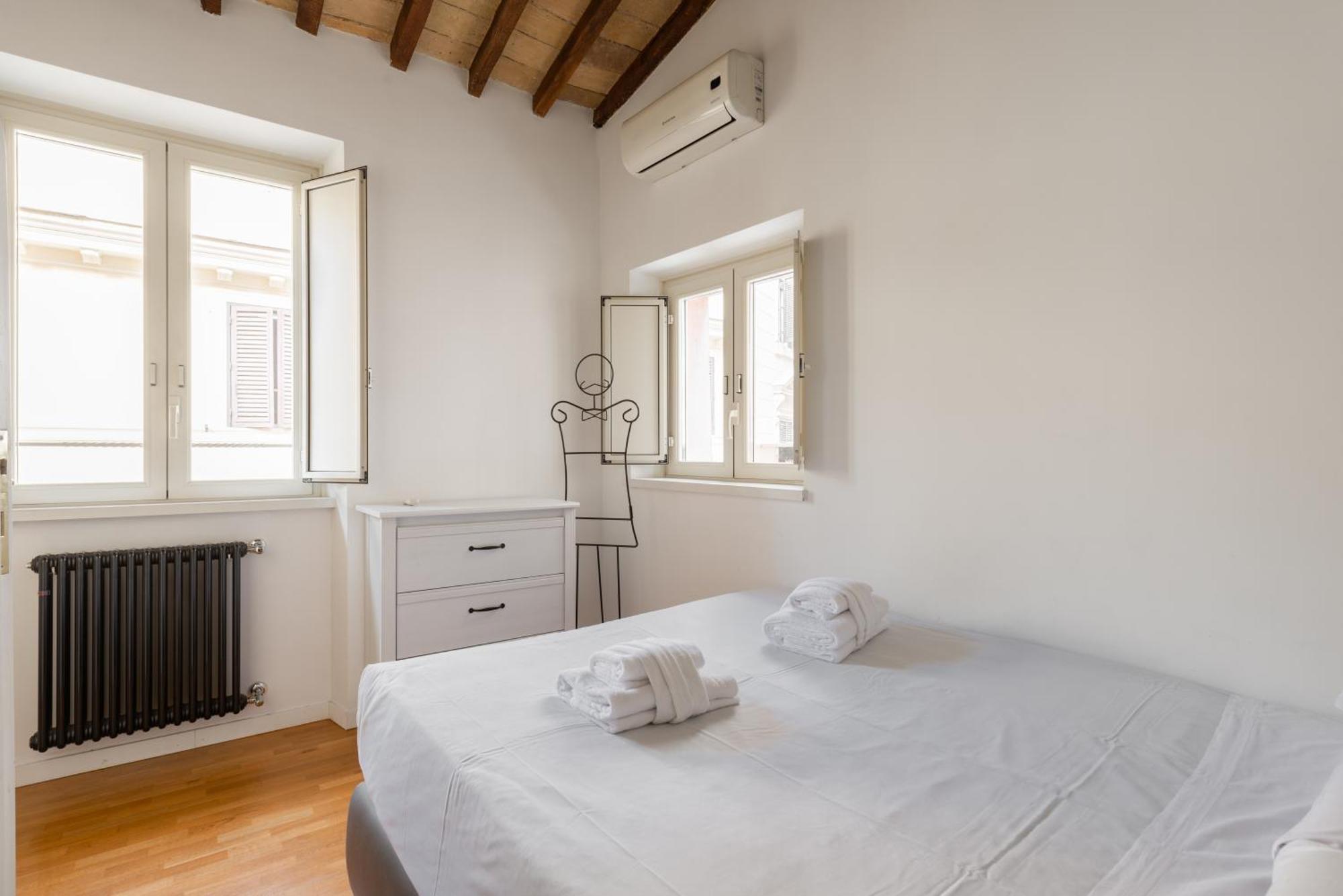 Pavone Centre Romantic Apartment Εξωτερικό φωτογραφία